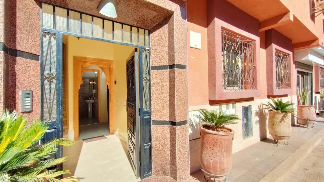 Ferienwohnung Cycas Family Aparts -Fibre Optique- Marrakesch Exterior foto